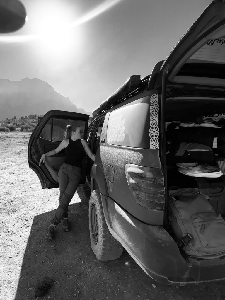 Džipu tūre uz Pamira traktu ar tūrisma operatoru unotravel